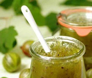 Сонник Агрус з великими ягодами на кущах збирати бачити уві сні до чого сниться?