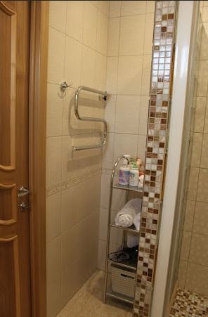 Ванна в бежевих тонах: теплий і ніжний інтерєр з пісочно коричневими нотками