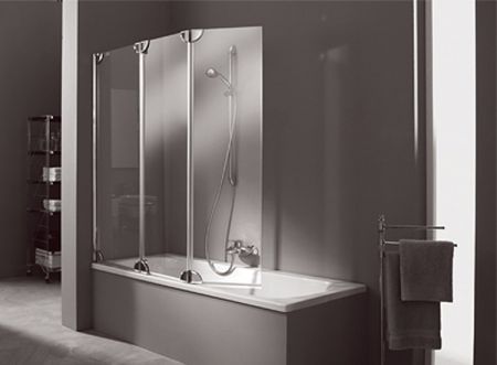 Шторки для ванної – тканинні, скляні, пластикові. Огляд. Фото.