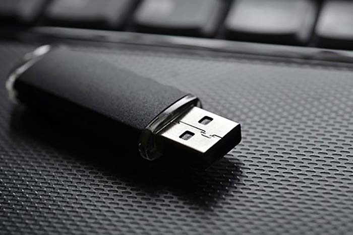 Як поставити пароль на флешку usb без програм