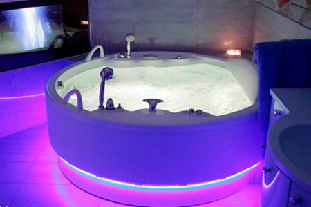 Освітлення маленької ванної кімнати (фото)