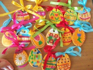Вироби на Великдень з солоного тіста своїми руками