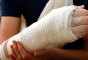 Сонник Зламана Рука уві сні до чого сниться?
