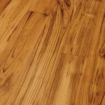 Деревяна підлога в ванній — вигідне рішення