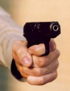 Сонник Пістолет До чого сниться Пістолет бачити уві сні