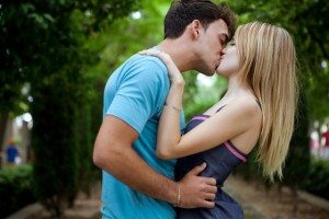 Сонник Цілуватися з дівчиною до чого сниться Цілуватися з дівчиною в губи: знайомої, незнайомій або колишньої бачити уві сні