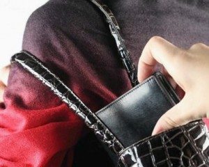 Сонник Вкрасти гроші з дому, кишені, квартири до чого сниться бачити уві сні