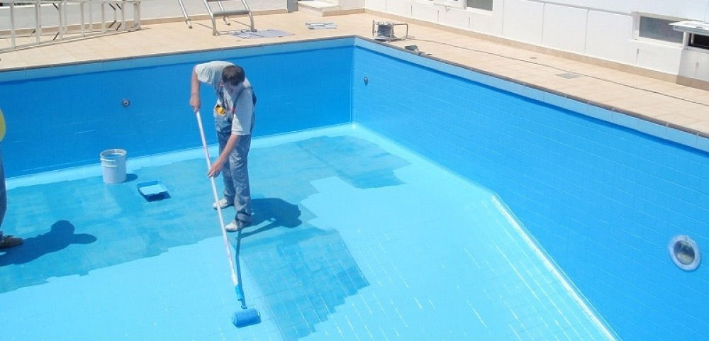 Гумова фарба – характеристики, переваги, недоліки та способи нанесення