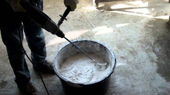 Вирівнювання стін у ванній під плитку штукатуркою і гіпсокартоном за всіма правилами