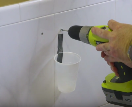 Як просвердлити кахельну плитку, щоб не тріснула: способи свердління отворів