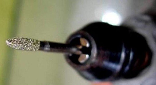 Як просвердлити отвір в кахлях