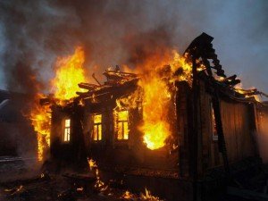 Сонник Згорілий Будинок: чужий, батьків бачити в сні до чого сниться?