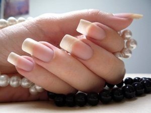 Сонник Зламаний Ніготь на руках або ногах бачити уві сні до чого сниться?