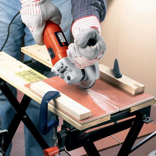 Можна плитку різати болгаркою