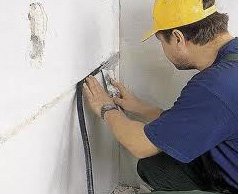 Електропроводка у ванній: правила прокладання електропроводки у вологих приміщеннях