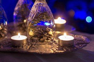 Новорічні свічники з келихів своїми руками Новорічні свічники з келихів своїми руками