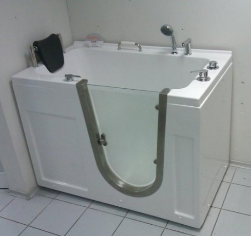 Розміри ванн різних видів: які бувають форми і параметри акрилових та інших чаш