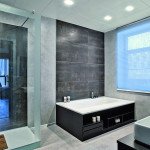 Вікно у ванній: усувати або встановлювати