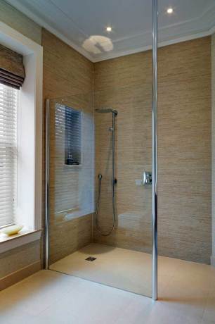 Душ у ванній за всіма правилами: всі варіанти і нюанси облаштування душового куточка