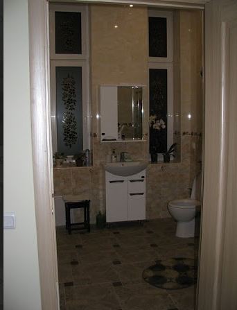 Гра в декаданс на 12 квадратних метрах Гра в декаданс на 12 квадратних метрах