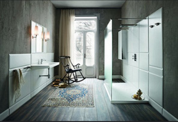 Коричневий підлога у ванній кімнаті: різноманіття обробки та дизайнерські прийоми