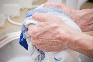 Сонник Прати білизну руками в машинці бачити уві сні до чого сниться?