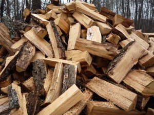 Сонник Дрова до чого сняться Дрова колоті складати багато, рубати бачити уві сні