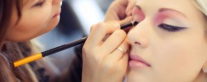 Сонник Фарбувати Очі До чого сниться Фарбувати Очі: тінями, тушшю, олівцем бачити уві сні