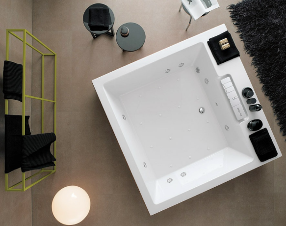 Як вибрати якісну квадратну ванну з акрилу з урахуванням матеріалу і стилю