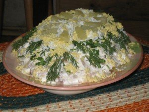 Святкові салати і закуски на День Народження: рецепти з фото