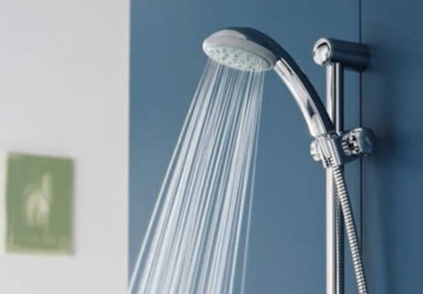 Змішувач для ванни з душем: як вибрати кращу модель по функціональності і якості