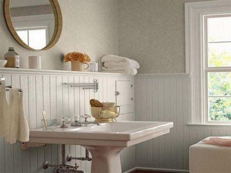 Ванна в стилі кантрі: меблі, плитка, світильники в сільському стилі.