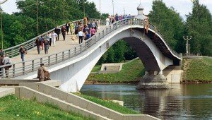 Сонник Річка з чистою водою бачити уві сні до чого сниться?