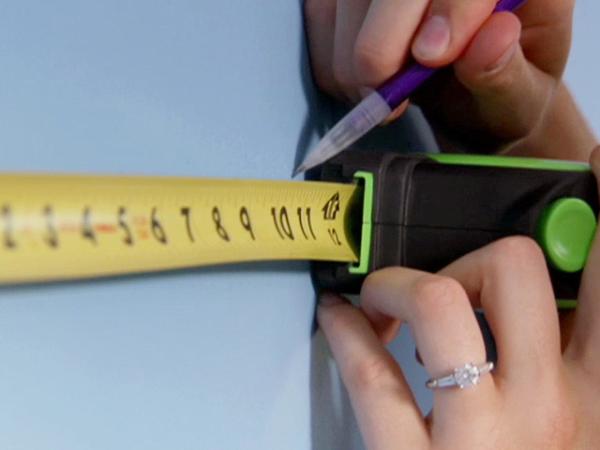 Укладання плитки на стіну за всіма правилами: як класти кахель своїми руками