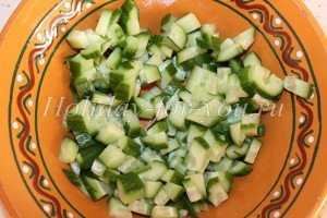 Салат з рибними консервами: рецепт з фото