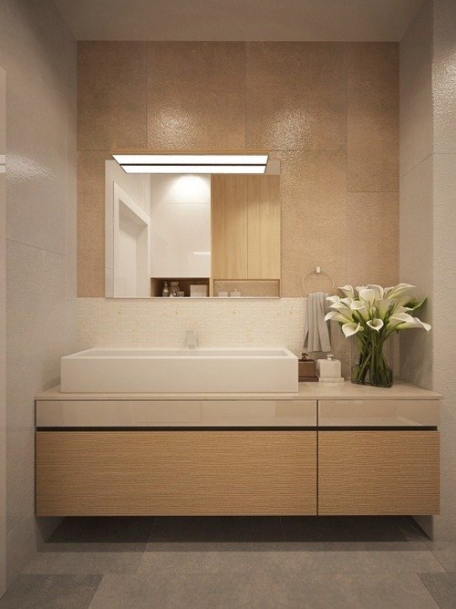 Мінімалізм для ванної з віконним отвором