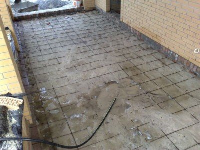 Як залити підлогу у ванній під плитку, основні способи виконання