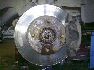 Процедура заміни заднього ступичного підшипника на Форді Фюжн