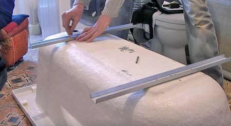 Установка ванни своїми руками – Фото і відео.