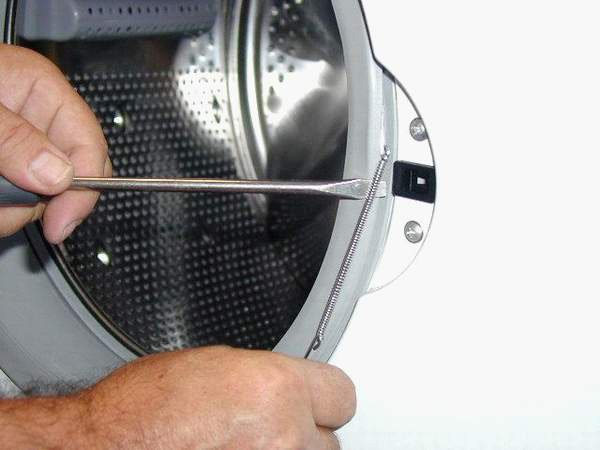 Як розібрати барабан пральної машинки, поради майстра