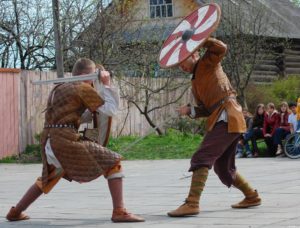 Сонник Меч в руках у сні бачити до чого сниться?
