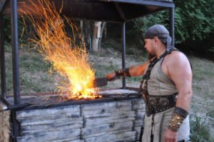 Сонник Велетень: чоловік, жінка, люди у сні бачити до чого сняться