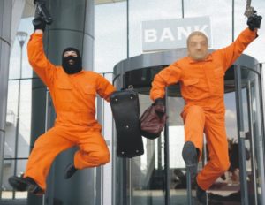 Сонник Пограбування банку у сні бачити до чого сниться? Сонник Пограбування банку у сні бачити до чого сниться?