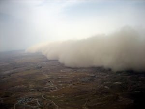 Сонник Піщана Буря за вікном у сні бачити до чого сниться?
