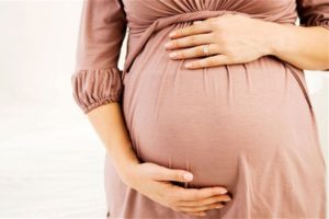 Сонник Ембріон дитини на руках тримати у сні бачити до чого сниться?