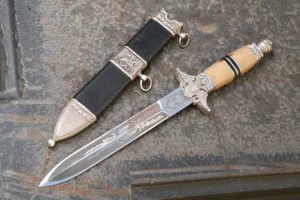 Сонник гостре Лезо від бритви бачити уві сні до чого сниться?