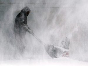 Сонник сніжна Буря на морі чи за вікном у сні бачити до чого сниться?