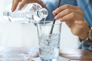 Сонник купатися або плавати в Крижаній Воді у сні бачити до чого сниться?