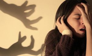 Сонник Стукіт у Двері вночі як наяву у сні бачити до чого сниться?