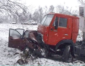 Сонник КАМАЗ великий перегородив дорогу або їхати в сні до чого?